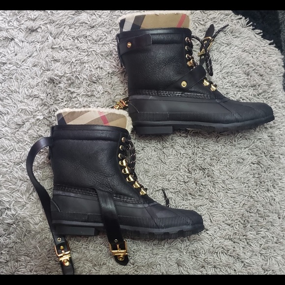 Burberry Windmere Boots - Picture 1 of 8